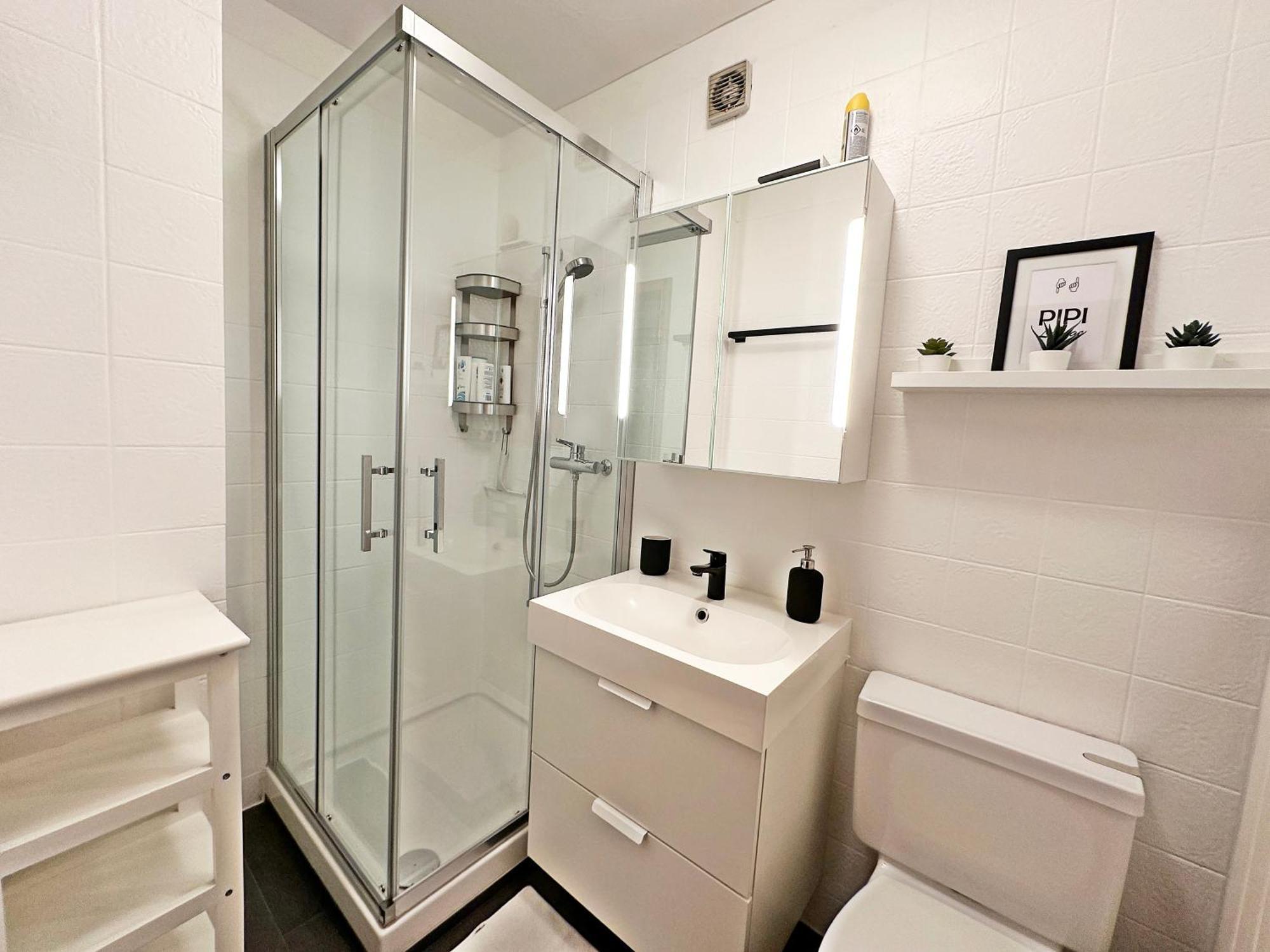 Schick Und Freundlich, Zentral, Modernes Studio - C5 St. Moritz Bagian luar foto